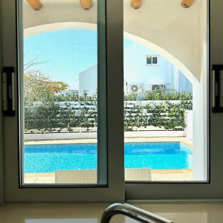Wealthystays Hephaestus Villa, Ayia Triada Villa