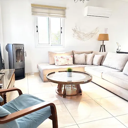 Hephaestus Family Villa, Ayia Triada Villa Paralimni