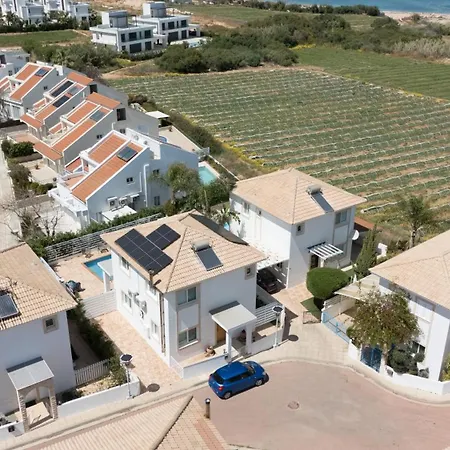 Wealthystays Hephaestus Villa, Ayia Triada Villa