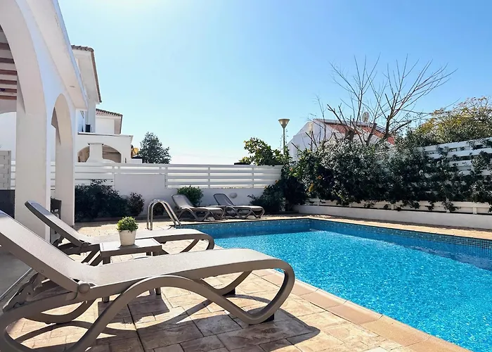 Hephaestus Family Villa, Ayia Triada 빌라 파라림니